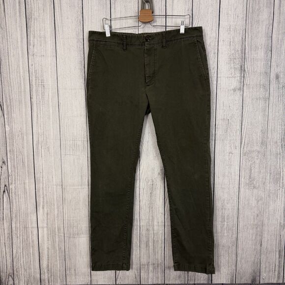 Goodfellow & Co. Men's W38 x L32 Green Slim Straight Hennepin Chino Pants - Picture 1 of 6